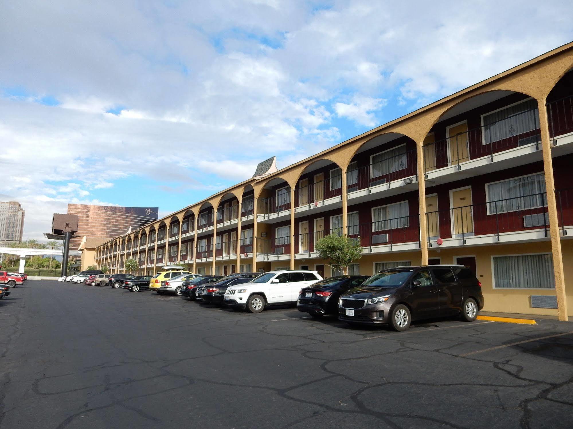 Mardi Gras Hotel & Casino Las Vegas Exterior photo